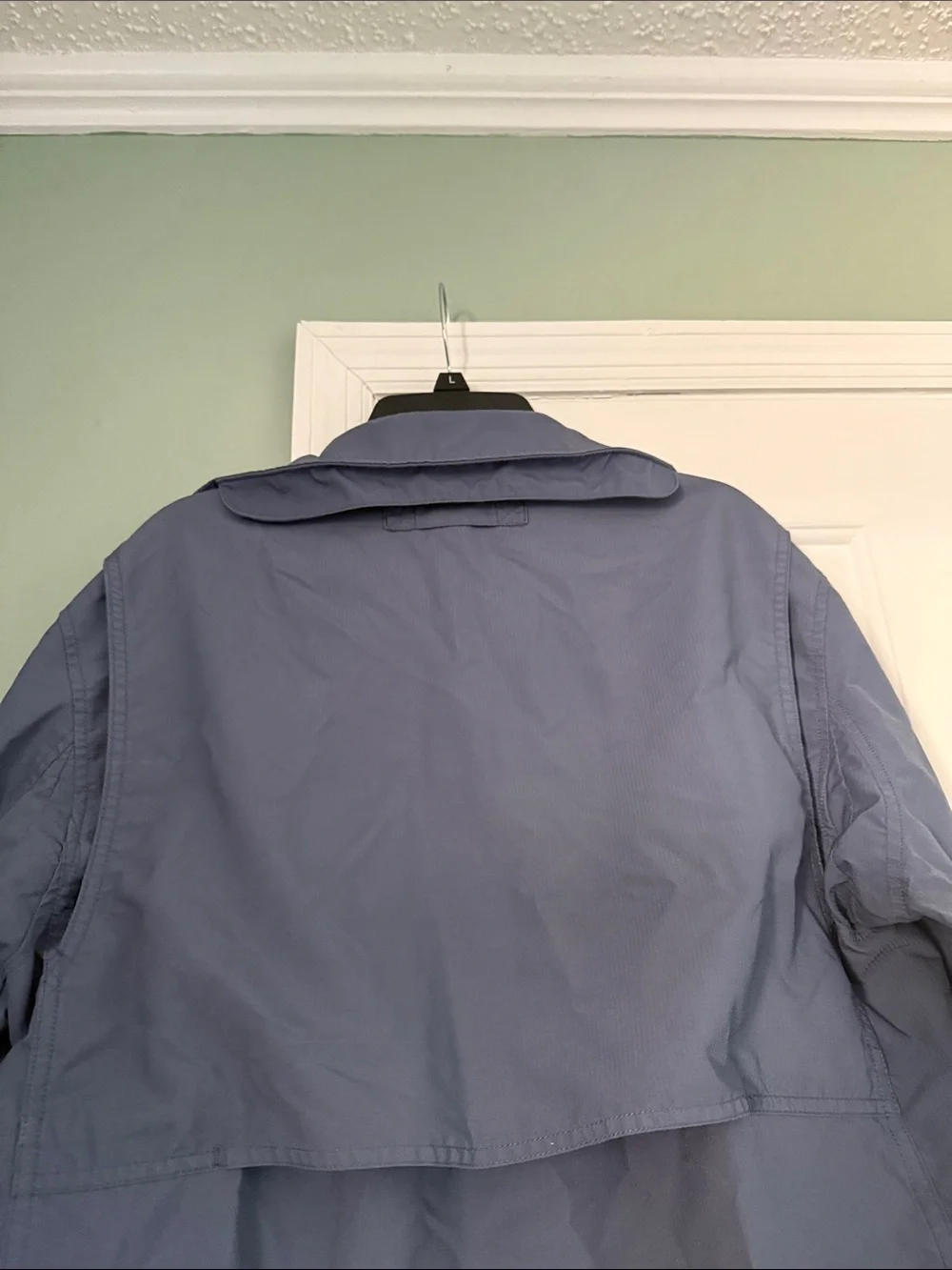 Duluth Trading Co Slate Blue Long Sleeve Button Up Shirt